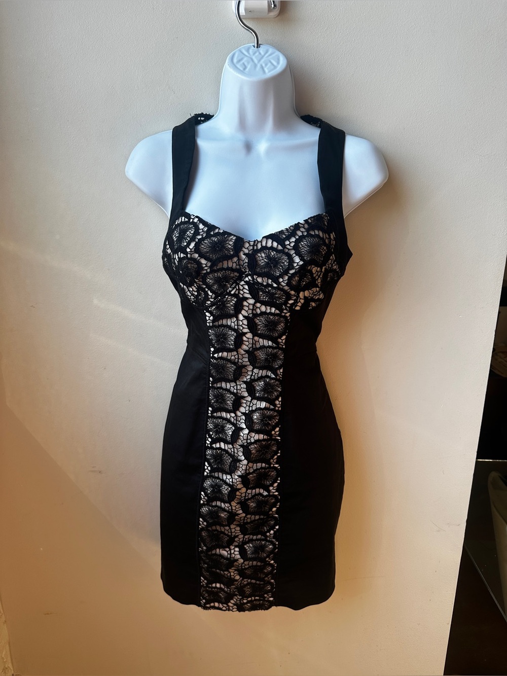 Sexy Bebe Black Crochet Overlay Mini Cocktail Dress 4P Y2K 2000s Club Sleeveless